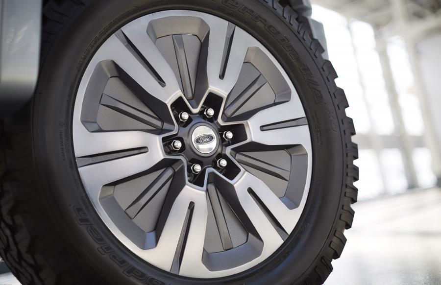  Ford Atlas Concept 2013 года  (фото 34 из 57)